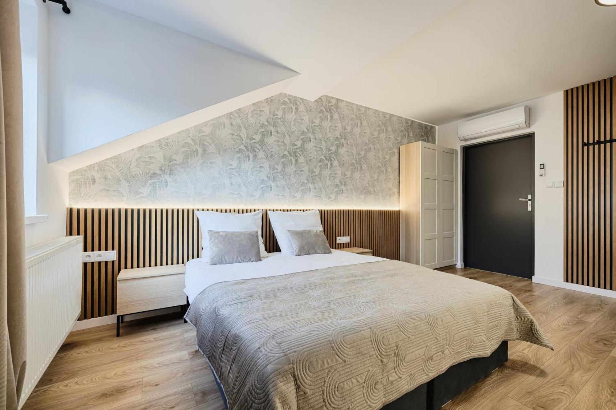 Bed and Breakfast Gosciniec Zacisze I Blisko A2 Dabie-Uniejow I Restauracja Exterior foto