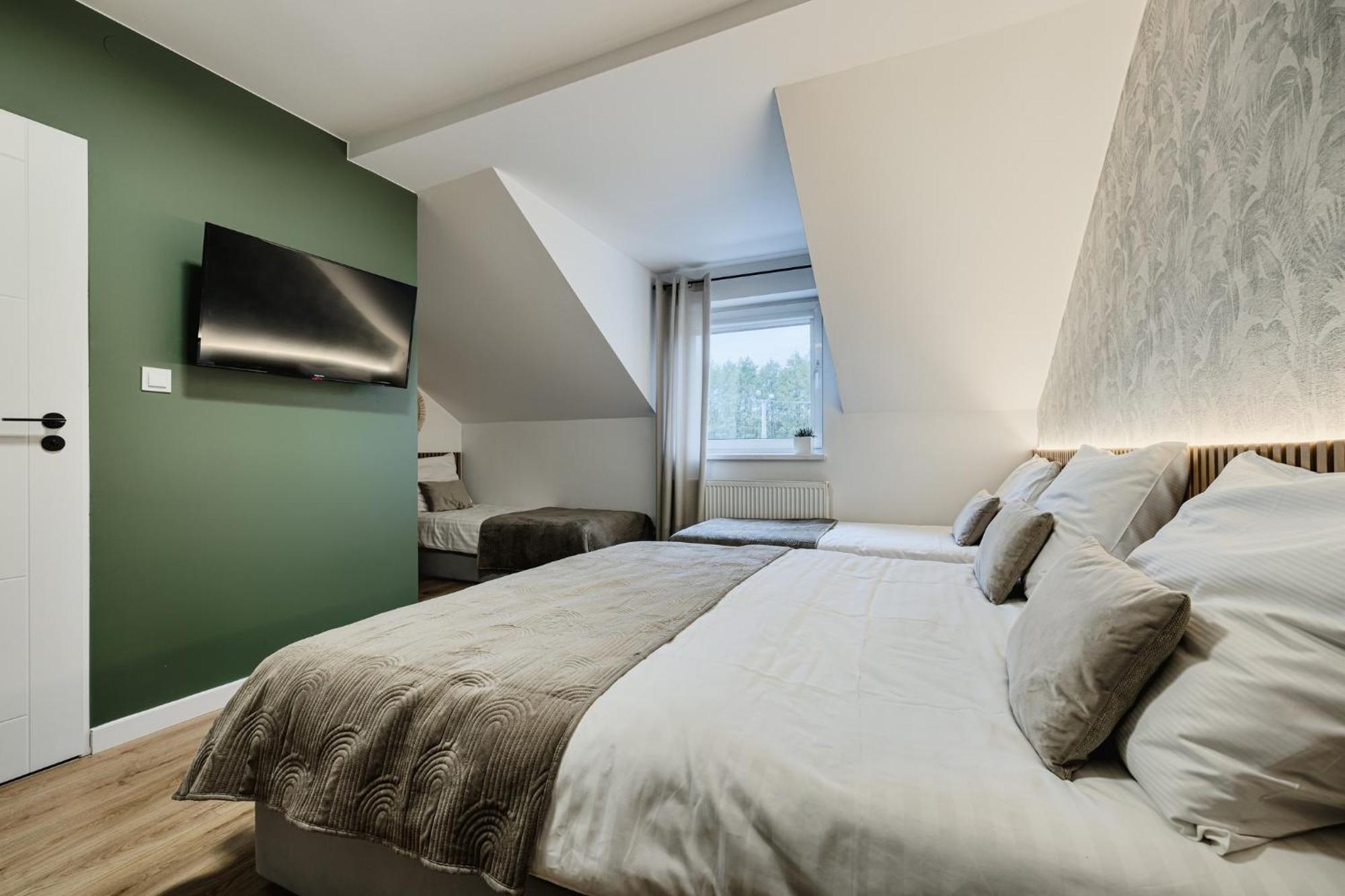 Bed and Breakfast Gosciniec Zacisze I Blisko A2 Dabie-Uniejow I Restauracja Exterior foto